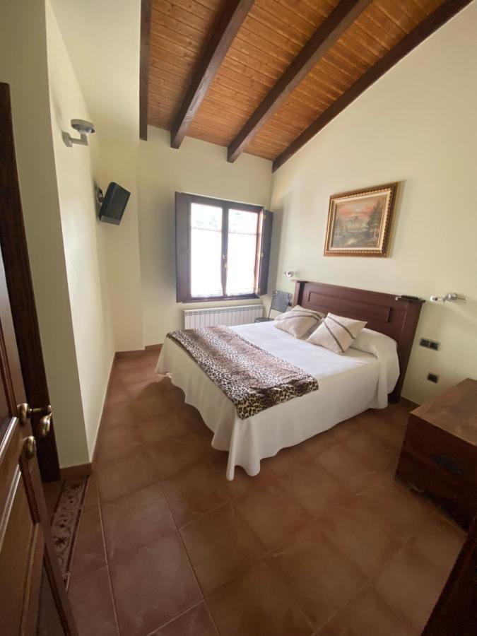 Hotel Rural Monasterio De Ara Mada Santa Colomba de las Arrimadas Exteriör bild